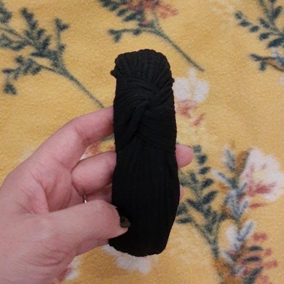 Black headband for women - Picture 2 of 4